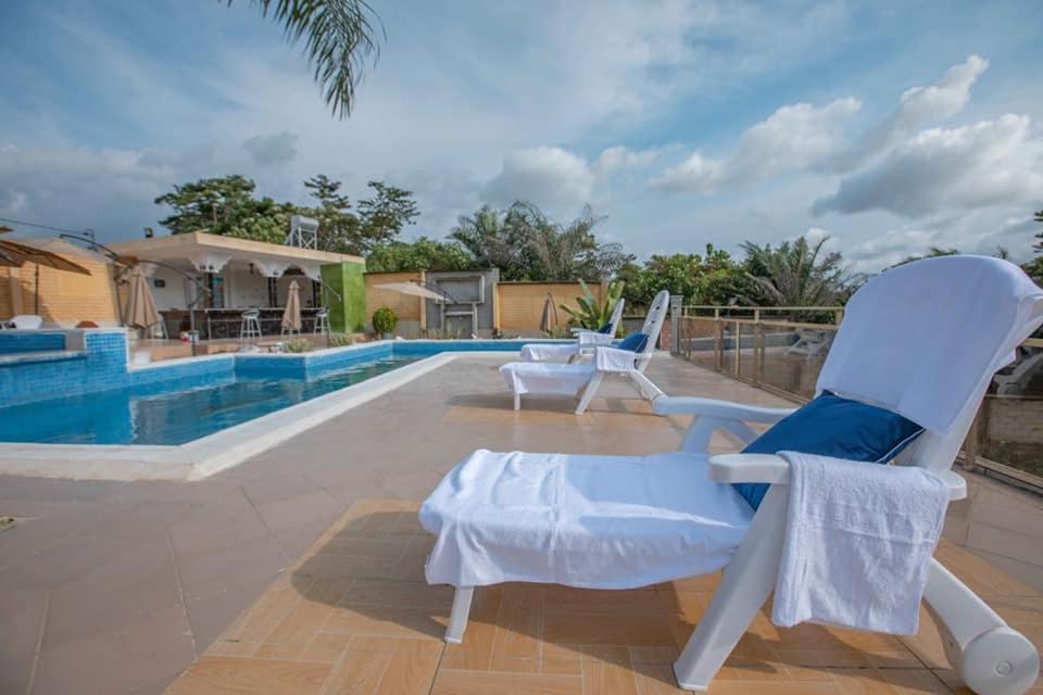 Mont Bleu Hôtel Libreville Extérieur photo